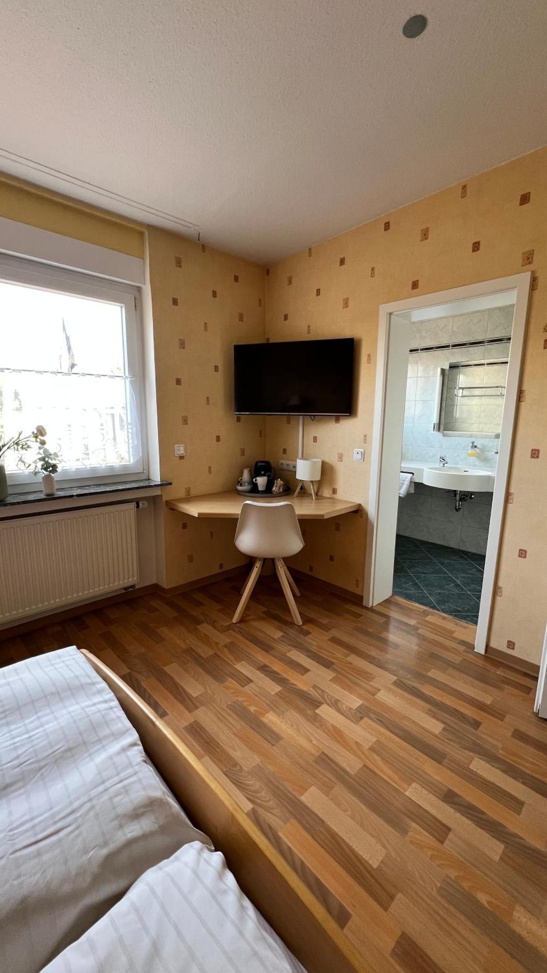Gaestehaus Kliebenstein Saarwellingen Eksteriør billede